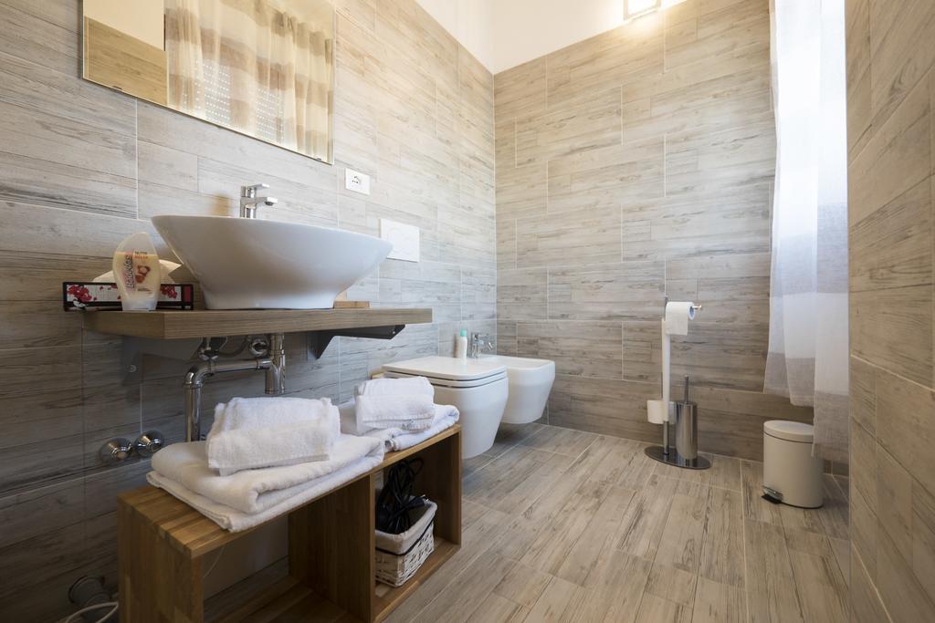 Suite Simonetta Sarzana Exterior foto
