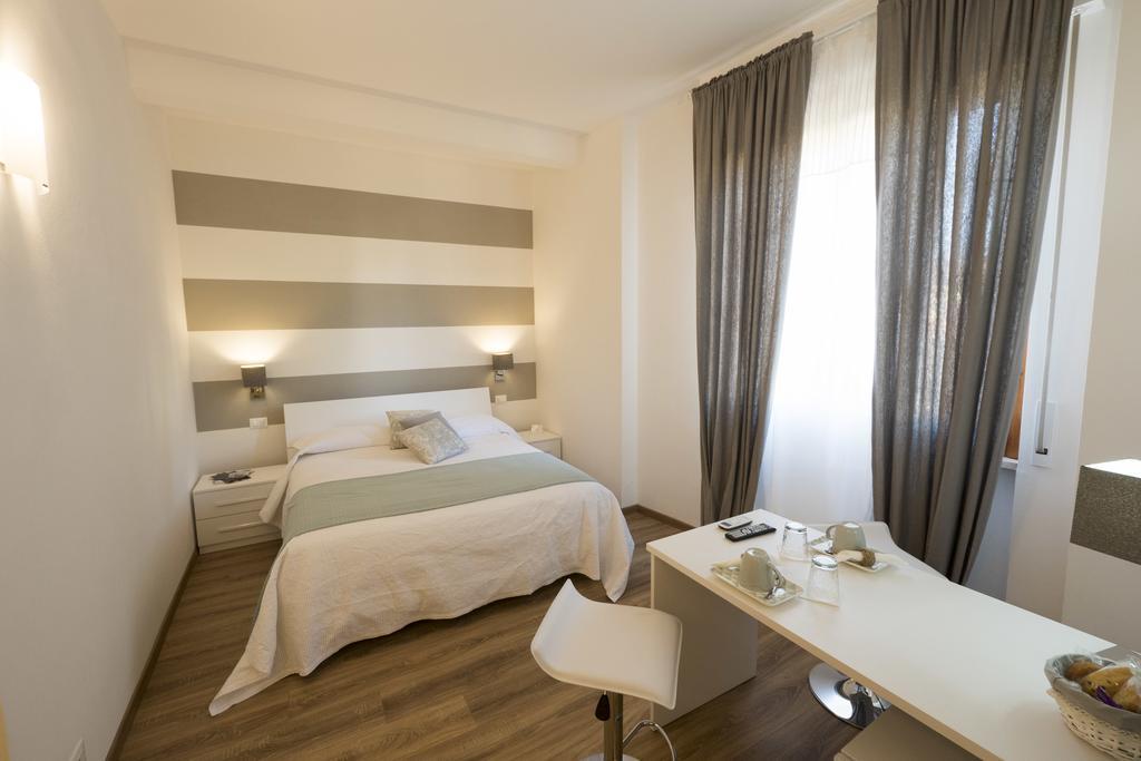 Suite Simonetta Sarzana Exterior foto