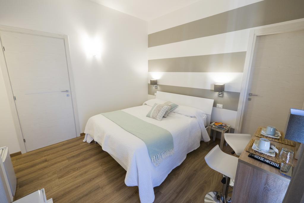 Suite Simonetta Sarzana Exterior foto